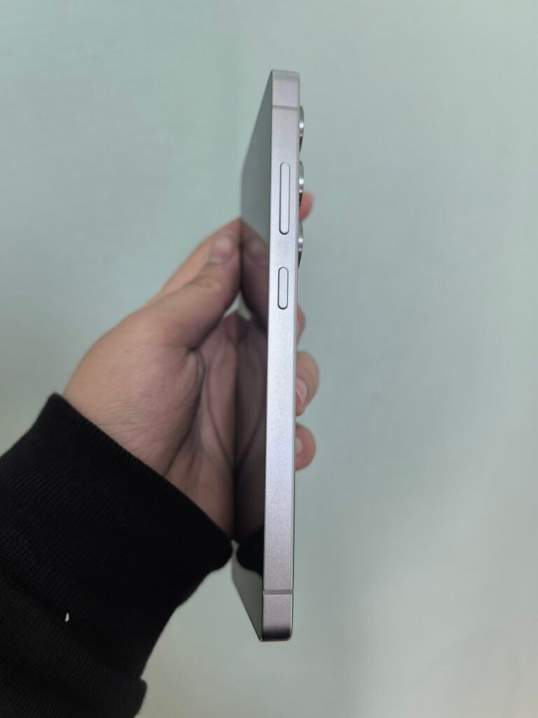 Hidden camera apps: what your phone’s sensors can actually detect