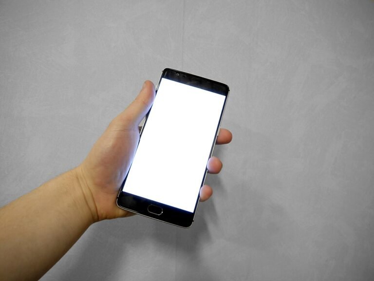 How to tell if your phone is being tracked, and what to do first